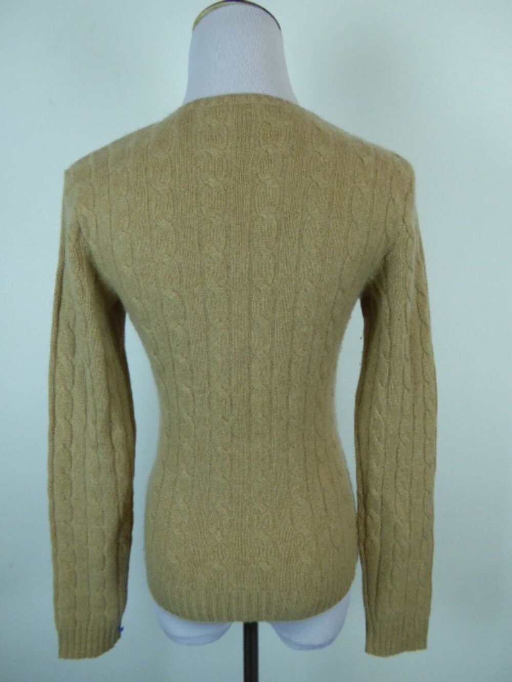 Ralph Lauren Black label 100% Cashmere camel cable v neck sweater M - Picture 4 of 5